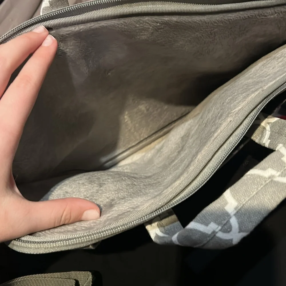 Computer case - Picture 5 of 6